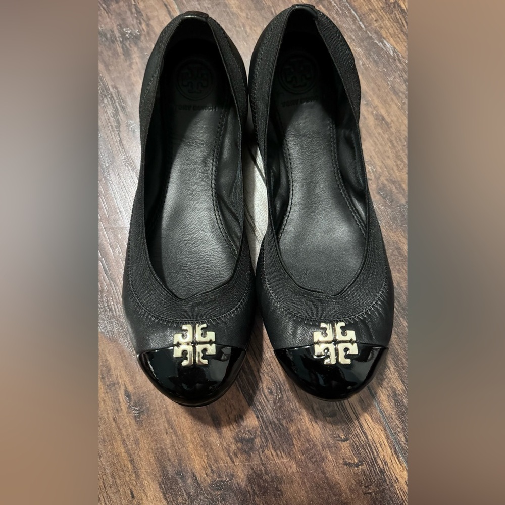 Tory Burch Ballet Flats Size-6 Black Gold Leather Jolie Stretch Shoes.